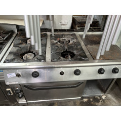 Gasherd 4-flammig, 2 Platten mit Backrohr