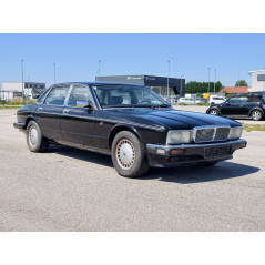1992 Jaguar Daimler 4.0 XJ40