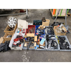 Werkzeug, Autoersatzteile, -zubehör, Kabeln, Ofenknie, Zierkappen, Wagenheber