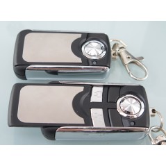 Posten mit div. Schmuck- und Dekogegenständen